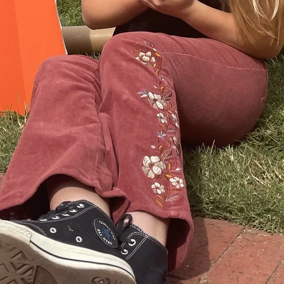 embroid red corduroy pants - Picture 1 of 1